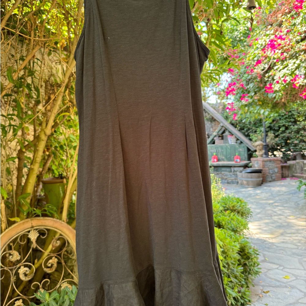 Tommy Bahama Black, lightweight sundress, L Like new.